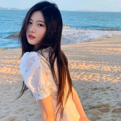 相拥于烟火尽头