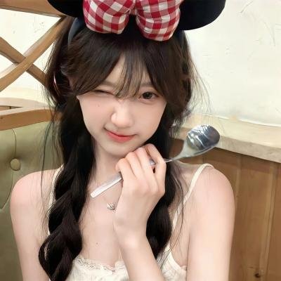 大学新生的秘密生活